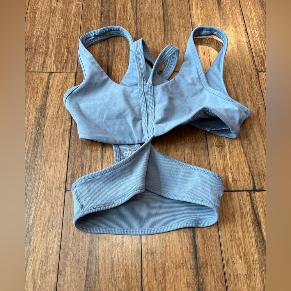 ALO Yoga Trackie  Sport Bra Women Size Medium Blue Gym Stretching - Picture 2 of 13